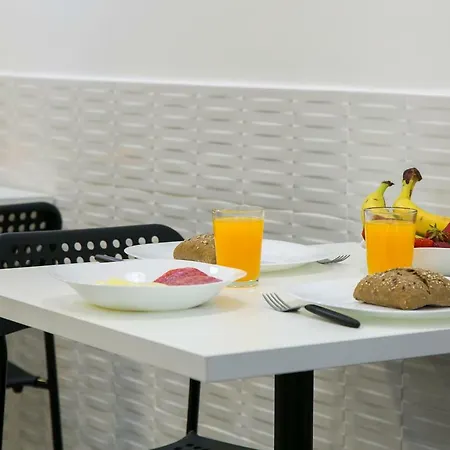 Amália Near Rossio Square Lisboa