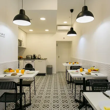 Penzion Amália Near Rossio Square Lisboa